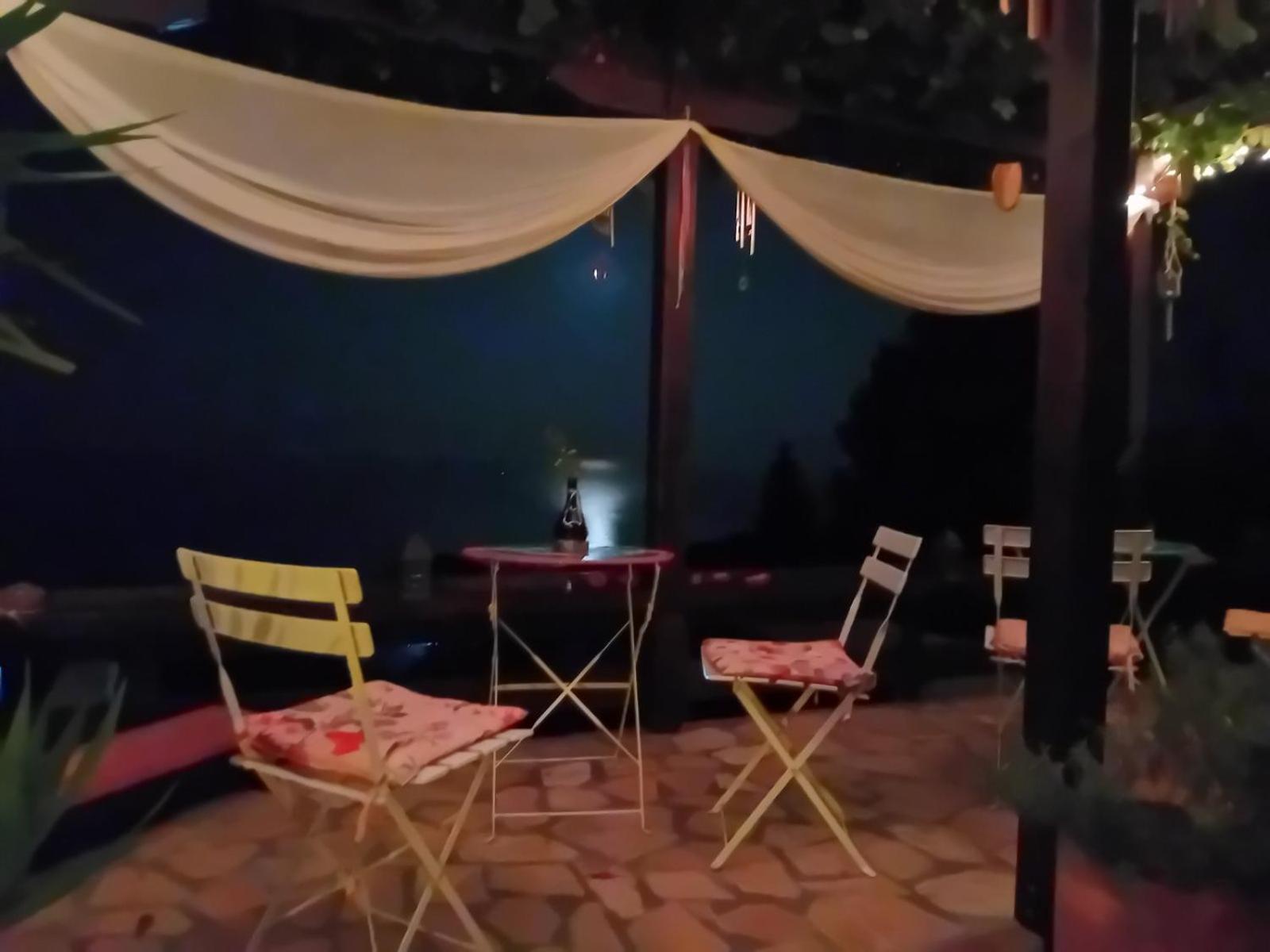 Traditional Guesthouse Erato Palaios Panteleimonas Room photo